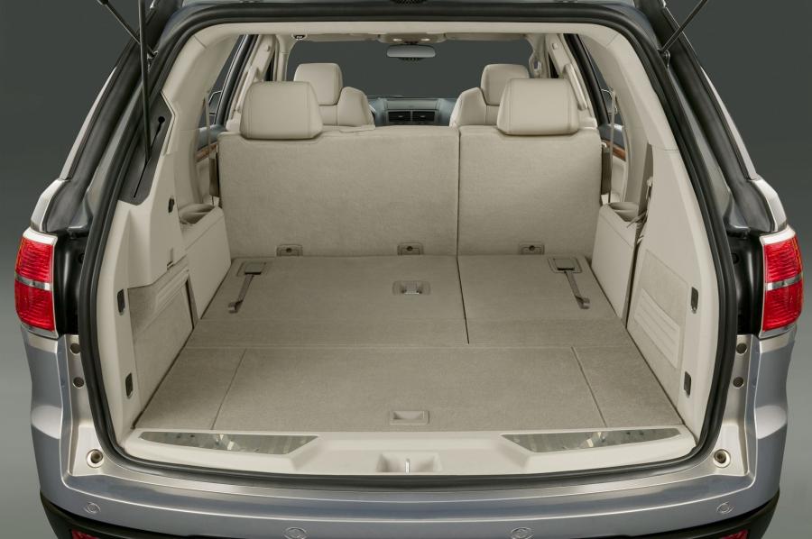 Багажник Saturn Outlook XR AWD 2007 года  (фото 2 из 44)